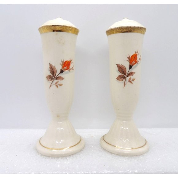 Tall Ceramic Rose with Gold Trim Salt & Pepper Shaker Set preowned - Picture 2 of 4